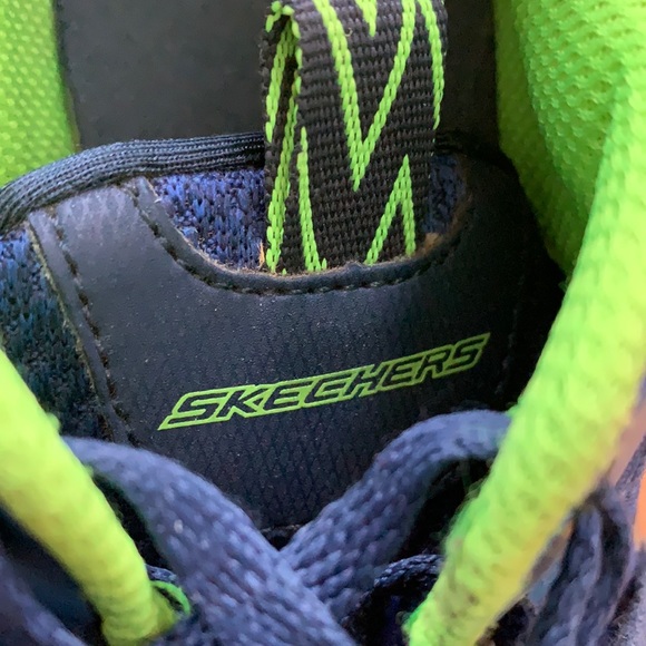 🌟HostPick🌟Skechers Sneakers- size 3 Boys Youth - Picture 7 of 13